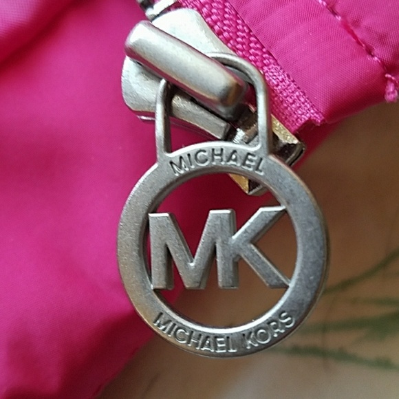 NWT{Michael Kors} Puffer Vest Electric Pink - Picture 5 of 5